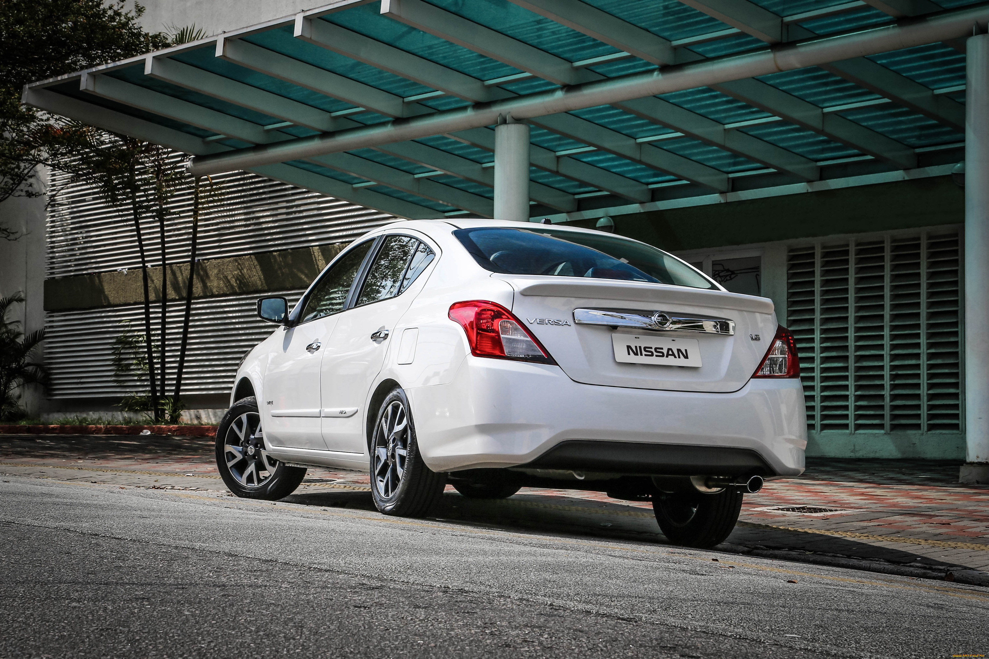 , nissan, datsun, versa, b17, br-spec, unique, 2015